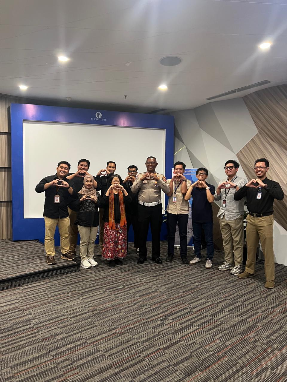 Foto Bersama Tim Sertifikasi Kompetensi